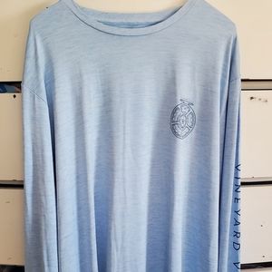 Vineyard Vines long sleeve performance tee size XL